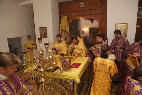 Богослужение в Сретенском храме