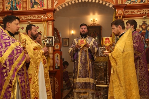 Богослужение в Сретенском храме