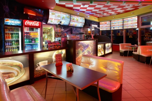 В Гродно открылась новая служба доставки еды со своей сетью кафе