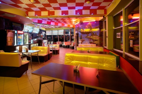 В Гродно открылась новая служба доставки еды со своей сетью кафе