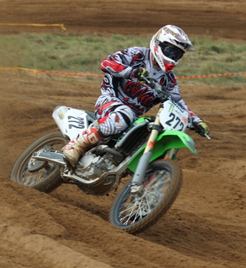 В Ошмянах прошел 2-й этап Открытого чемпионата Беларуси по мотокроссу: фоторепортаж