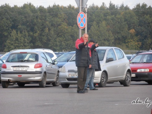 Авторынок в Гродно: “проходных” все больше, но спрос на ресурсные машины только растет