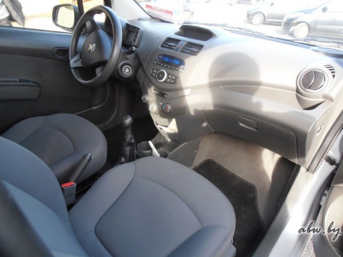 Авторынок в Гродно: “проходных” все больше, но спрос на ресурсные машины только растет