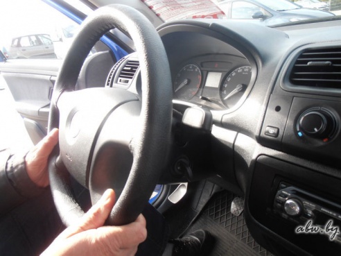 Авторынок в Гродно: “проходных” все больше, но спрос на ресурсные машины только растет