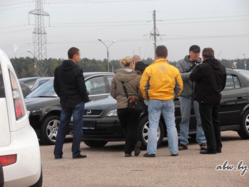 Авторынок в Гродно: “проходных” все больше, но спрос на ресурсные машины только растет