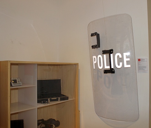 Фотоотчет: В Гродно показали образцы промышленного дизайна Японии конца 90-ых – начала 2000-ых