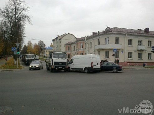 Фото: авария возле кафе «Гурман»