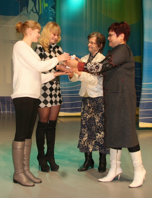 Содержательно отдохнуть помогли соседи