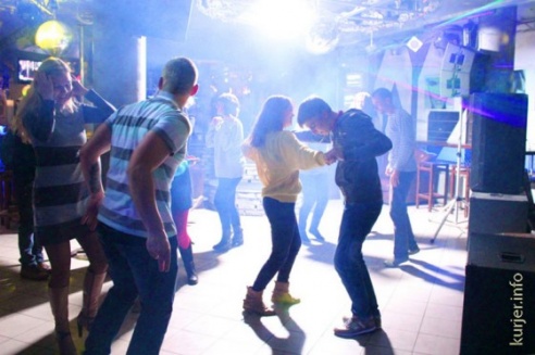 Группа “Село і Люди” впечатлила слушателей рок-балалаечником и безмерным позитивом