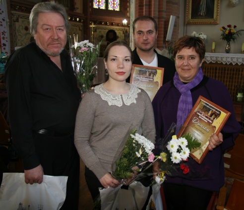 Аплодисменты исполнителям и «королю музыкальных инструментов»