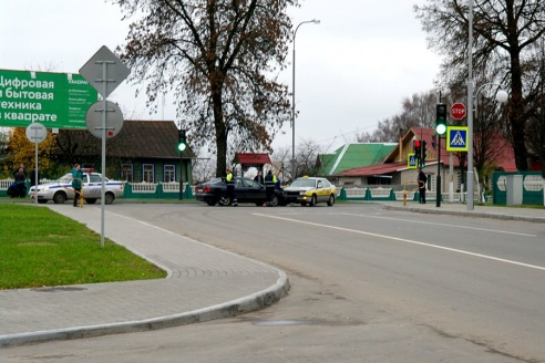 У Горках у аварыю патрапіла таксі. Фотафакт