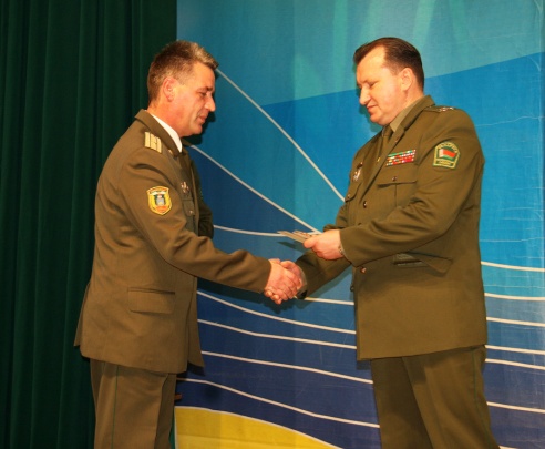 В воздухе и на земле: стабильность, надёжность, профессионализм (+фото)