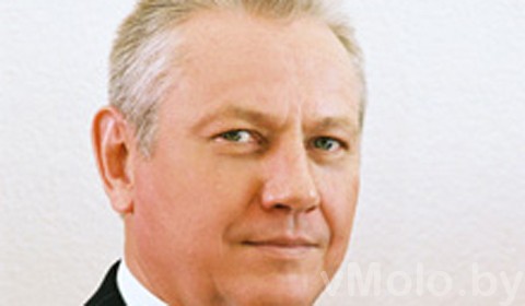 Кто может занять вакантное место после увольнения Батуры? Кто может занять вакантное место после увольнения Батуры?