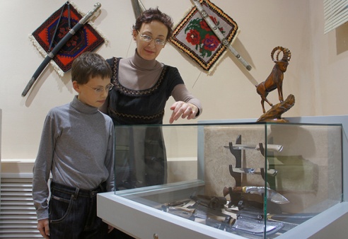 Выставка декоративно-прикладного искусства Дагестана открылась в Могилеве