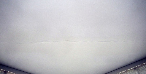 На данный момент у меня в квартире больше 10 трещин...