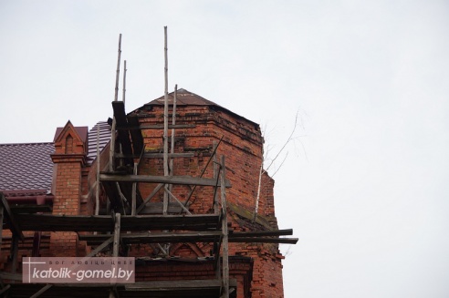 Памятник архитектуры - 100-летний католический костел - начнут реставрировать в Рогачеве (фото)