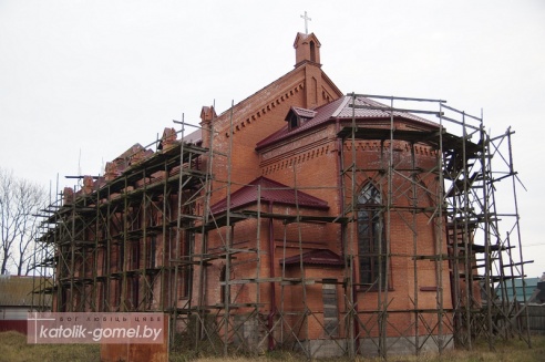 Памятник архитектуры - 100-летний католический костел - начнут реставрировать в Рогачеве (фото)