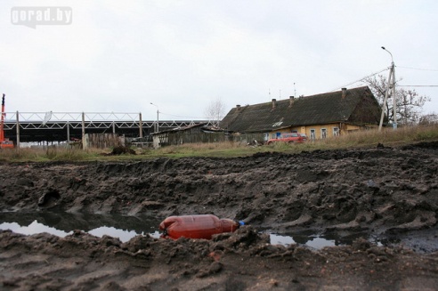 В Могилёве 10 семей живёт прямо на стройке будущего Евроопта
