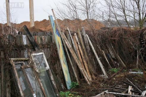 В Могилёве 10 семей живёт прямо на стройке будущего Евроопта