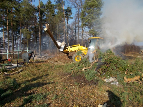 ЗА ЎДЗЕЛ У СУБОТНІКУ – ДЗЯКУЙ! НОВЫМ СМЕТНІКАМ СКАЖАМ: «НЕ!»