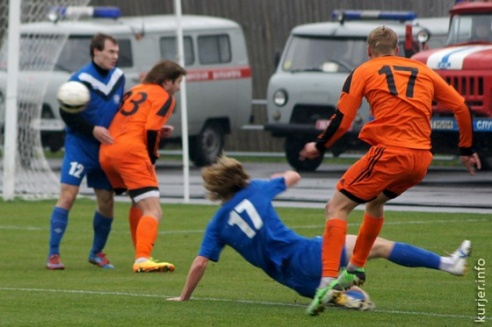 После матча с «Витебском» «Слуцк» досрочно стал Чемпионом и получил право выхода в высшую лигу (+фоторепортаж)