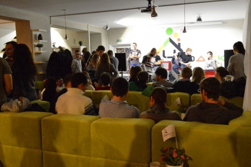 Первое могилёвское антикафе "Чердак" ждёт хипстеров, рокеров и мам с детьми