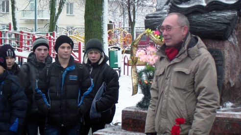 Короткевич собрал людей