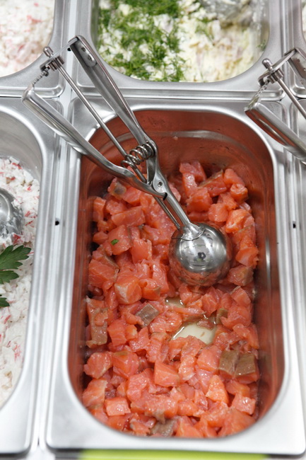 Могилевчанин прошёл путь от упаковщика овощей в Норвегии до хозяина кафе в Могилёве