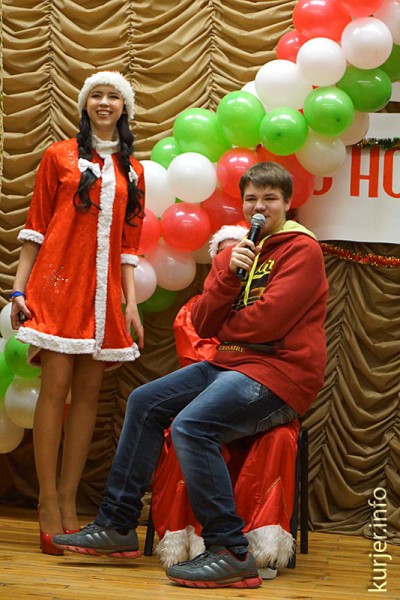 Новогоднее путешествие в СШ №10