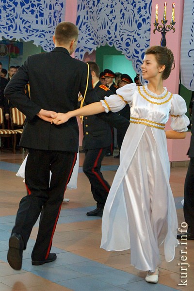 В Слуцке прошёл новогодний кадетский бал