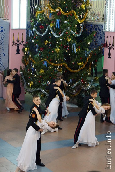 В Слуцке прошёл новогодний кадетский бал