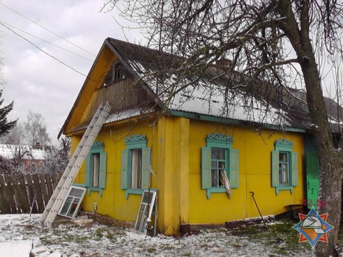 На пожаре в Светлогорском районе погибла 84-летняя пенсионерка (фото)