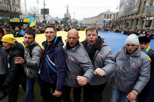 В Украине может быть введено чрезвычайное положение