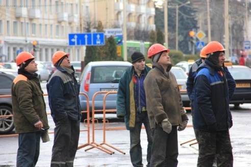 В Барановичах украсили главную елку