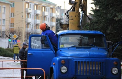 В Барановичах украсили главную елку