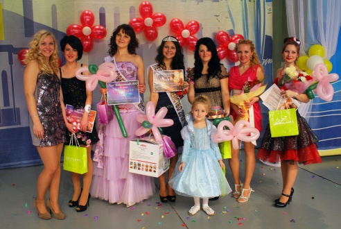 В Поставах выбрали «Леди Совершенство-2013″ (фоторепортаж)