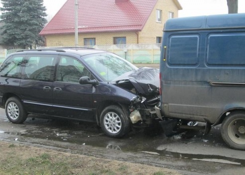 В Барановичах столкнулись три автомобиля