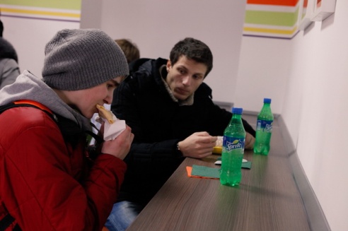 Могилевчанин прошёл путь от упаковщика овощей в Норвегии до хозяина кафе в Могилёве