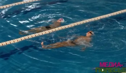 Встретили Новый год в бассейне "Дельфин"