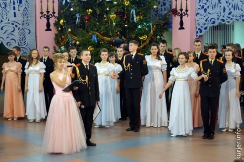 В Слуцке прошёл новогодний кадетский бал