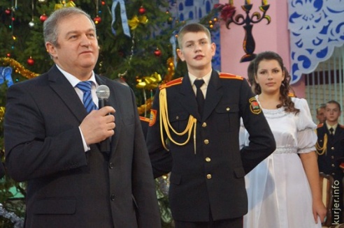 В Слуцке прошёл новогодний кадетский бал