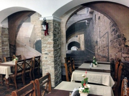 Кафе «Старый город» открыло двери для всех посетителей