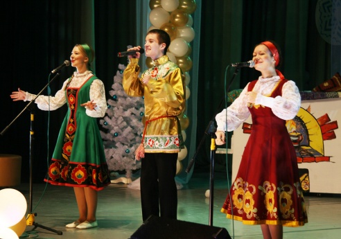 29 и 30 декабря на сцене поставского РДК показали музыкальную сказку «По щучьему велению» (фоторепортаж)