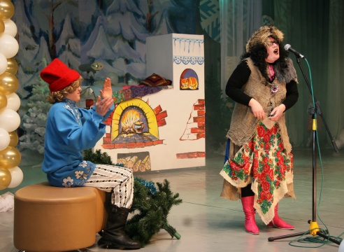 29 и 30 декабря на сцене поставского РДК показали музыкальную сказку «По щучьему велению» (фоторепортаж)