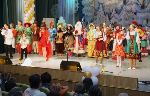 29 и 30 декабря на сцене поставского РДК показали музыкальную сказку «По щучьему велению» (фоторепортаж)