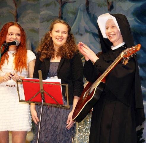 У Паставах упершыню прайшоў конкурс каляднай песні (+ фота)