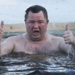 Крещенских «моржей» в Белой Дуброве стало больше