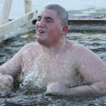 Крещенских «моржей» в Белой Дуброве стало больше