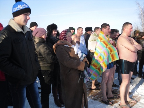 Крещение Господне — ганцевчане на водоеме в урочище Юлино (фоторепортаж)