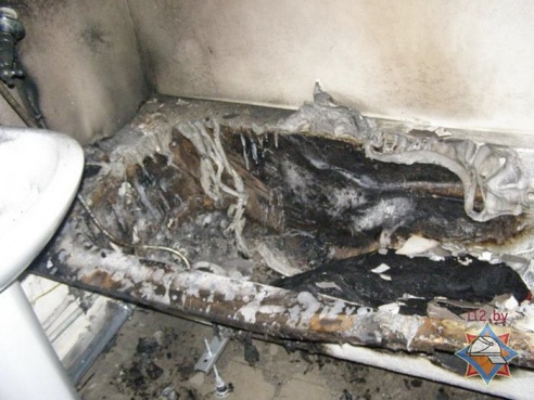 В Дрибине из огня МЧСовцы спасли человека